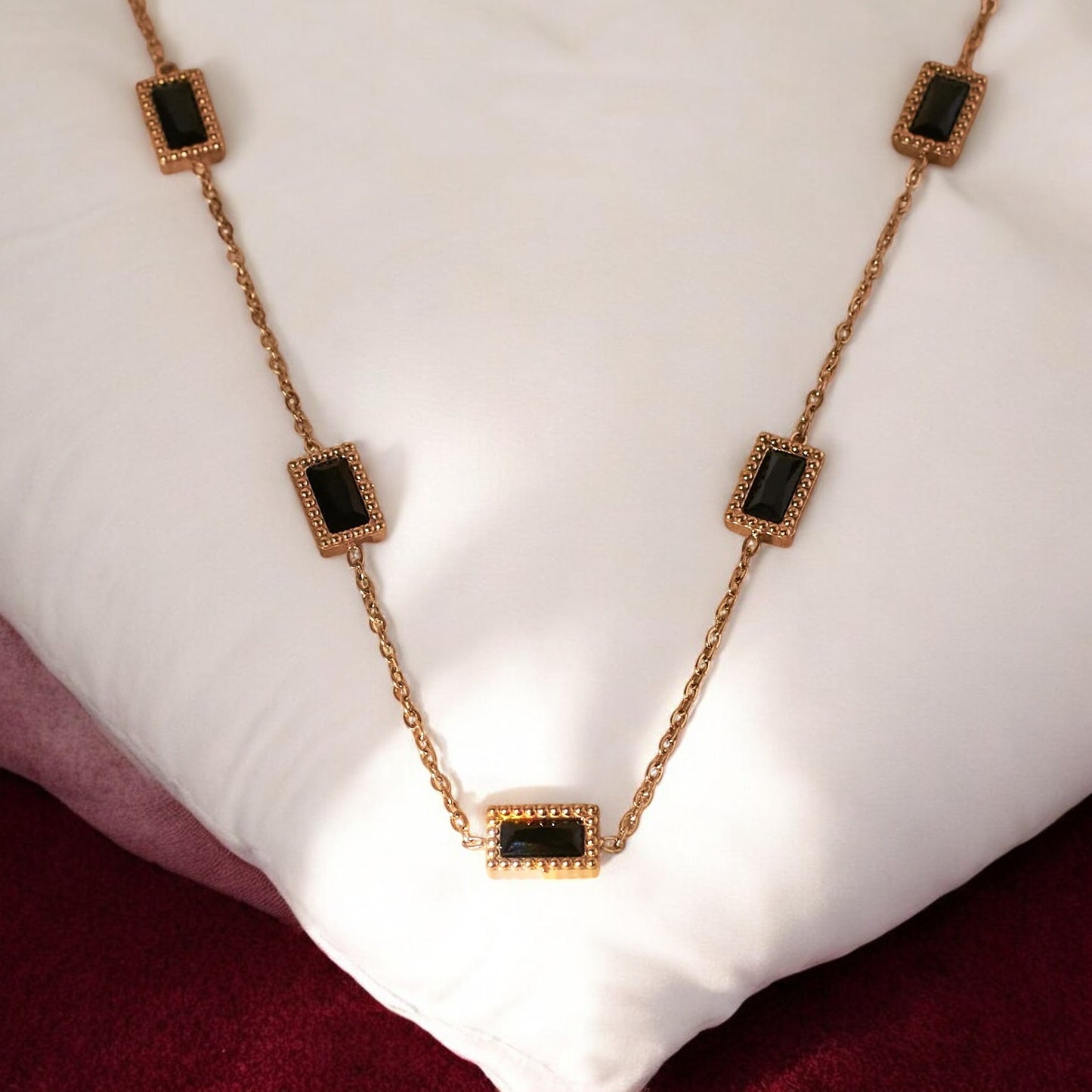 18Kt RoseGold Classic Blacky Pendant