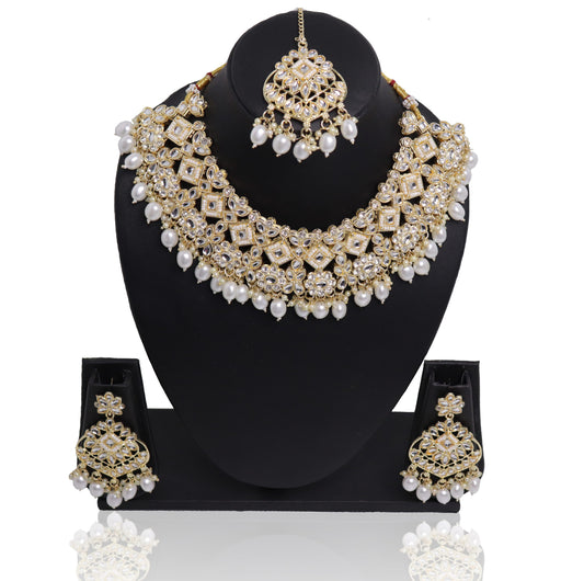 Alia Bhatt Pearl Necklace Set